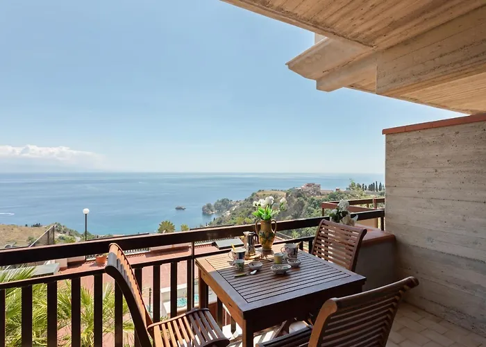 Taormina Panoramic Seaview Apartment